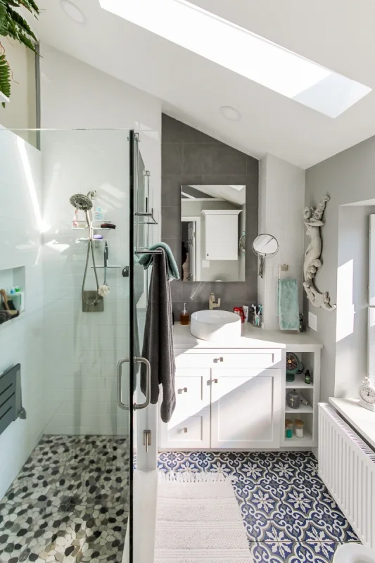 Bold and Clean Bathroom Remodel | Manayunk, PA